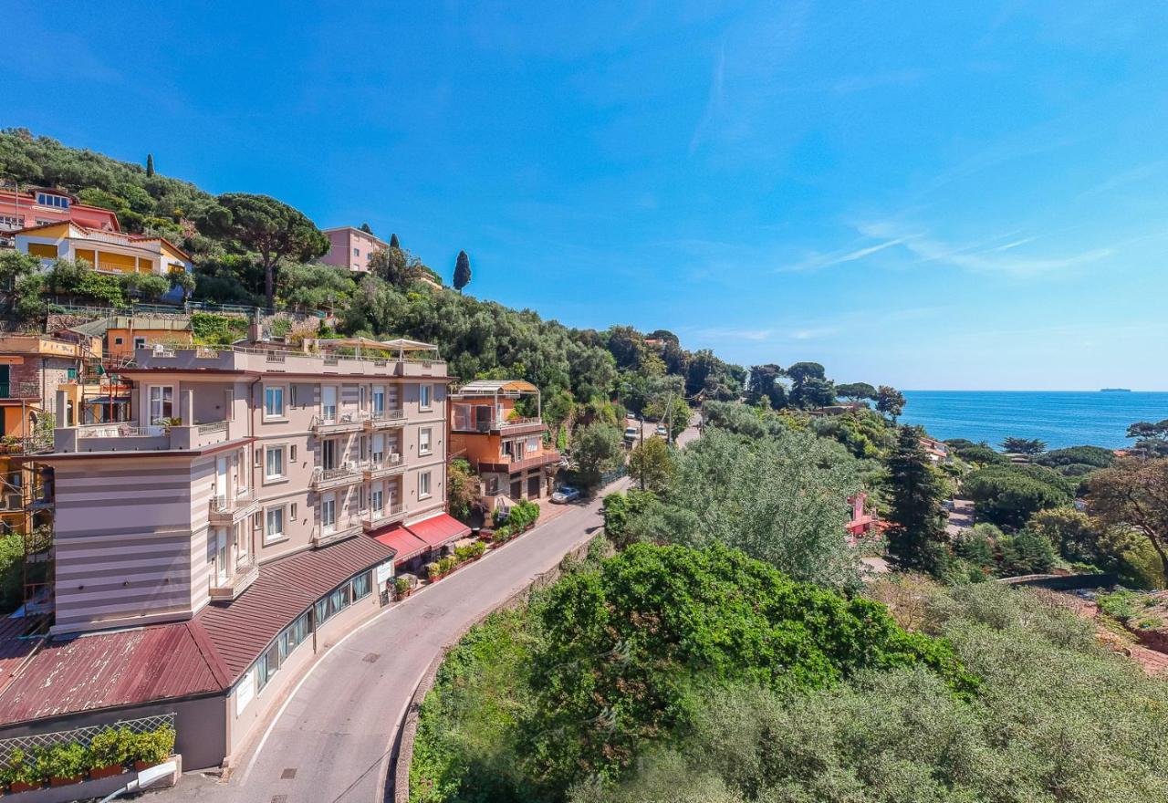Hotel Rosa Dei Venti Lerici Exterior photo