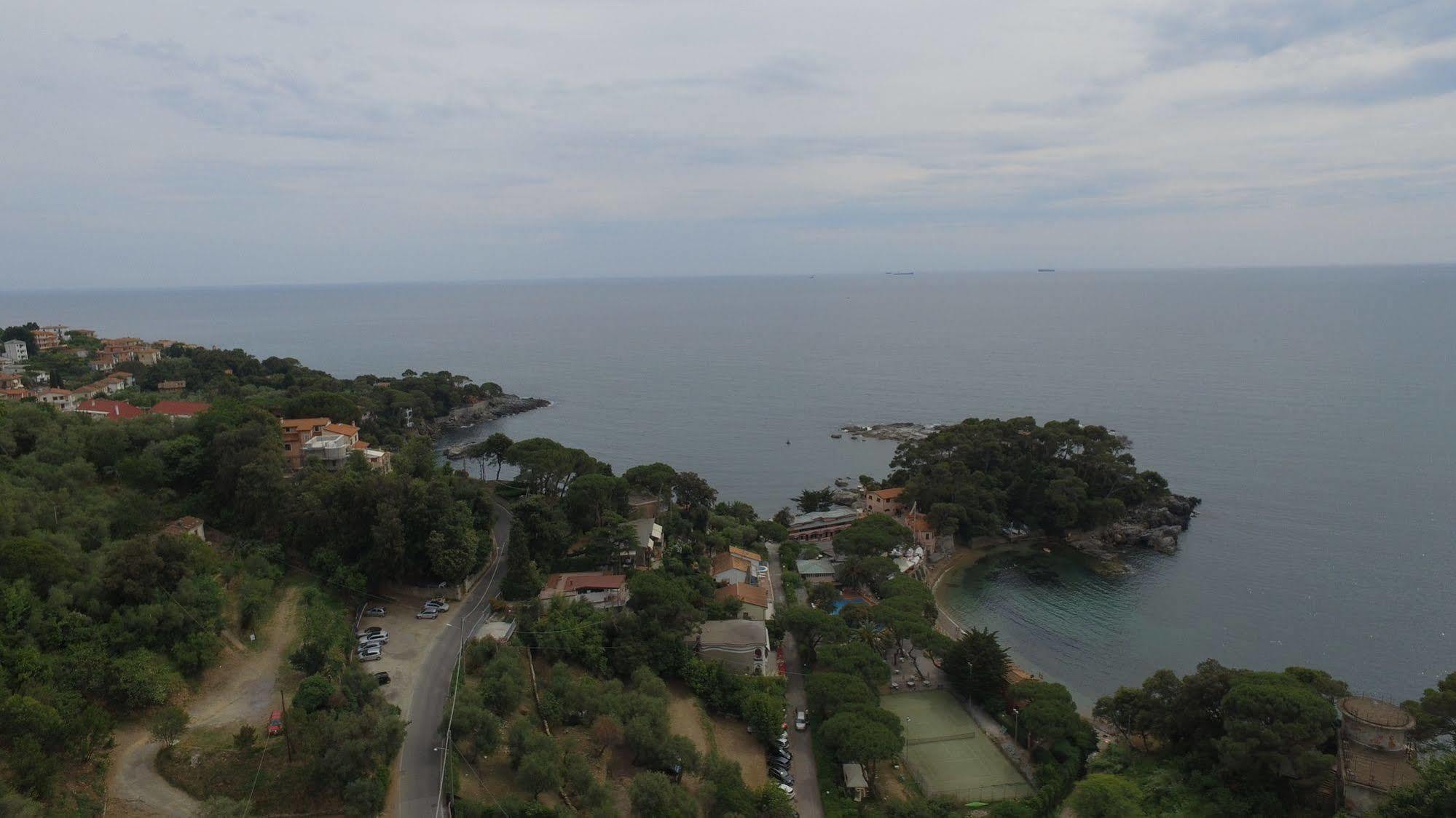 Hotel Rosa Dei Venti Lerici Exterior photo